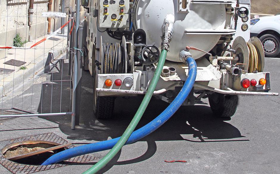déboucher canalisation pvc Pontpoint